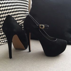 H by Halston Platform Mary Janes Size 8.5